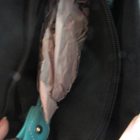 😀TURQUOISE ZEBRA STUDDED RHINESTONE CROSS HANDBAG - Picture 5 of 7